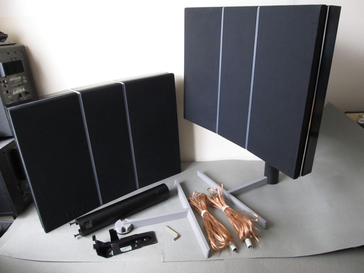 Pair of Bang & Olufsen Beovox RL 2000 Speakers B&O Type 6521 w/RL