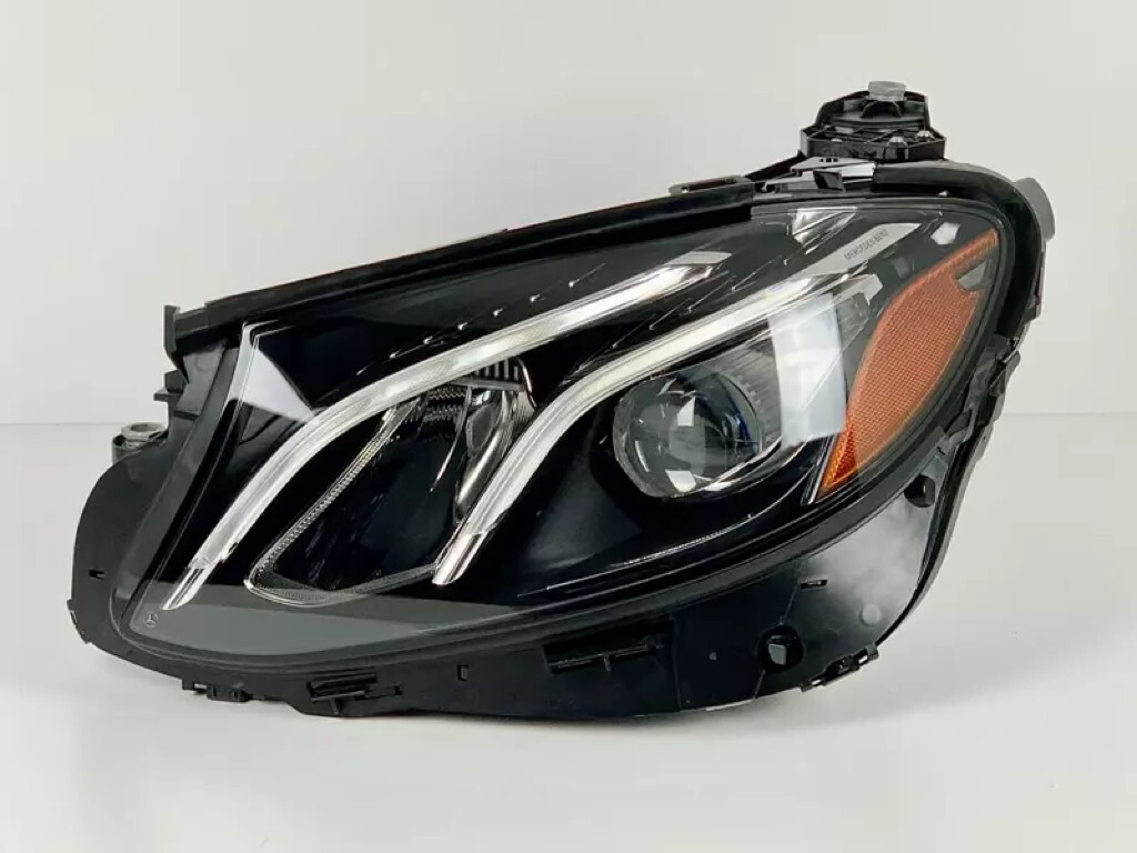 2017-2020 A2139060109 Mercedes Benz W213 LED Left Headlight E