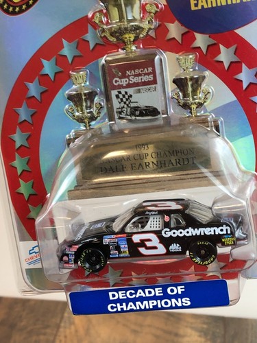 7 - New 1:64 Diecast Winner's Circle DALE EARHARDT NASCAR Cup Champion Chevrolet - Picture 12 of 17