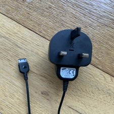 Samsung ATADS30UBE Travel Adapter Black 4.75V 0.55A UK Plug for Samsung E1150I
