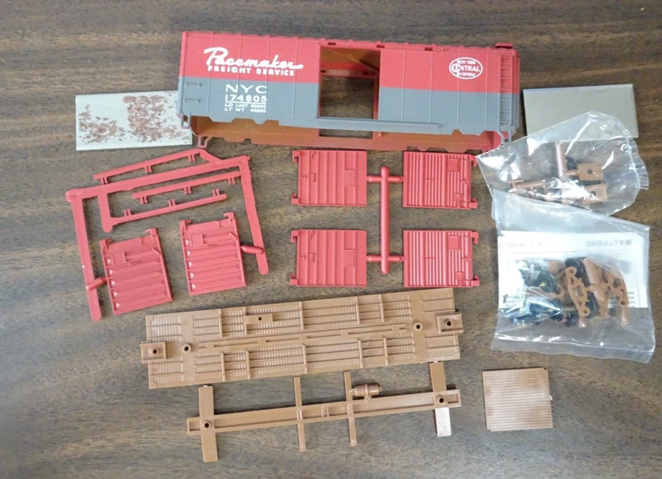 WALTHERS 40' PS1 Box Car NYC Pacemaker 932-3716 NIOB - Image 2 of 4