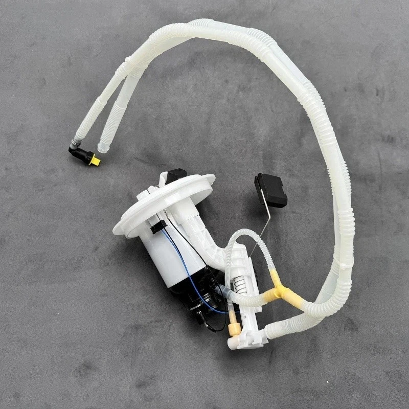 New LH Side Fuel Pump Assembly 2124703294 for 2010-2012 Mercedes C63 E63 CLS63 - Imagen 2 de 4