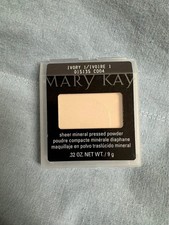 Mary Kay sheer mineral pressed powder ivory 1 Brand New