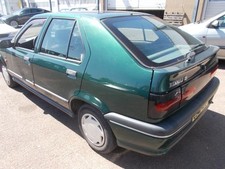 Porte arrière et accessoires Renault R19