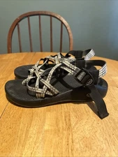 Chaco Women's Z/Cloud X2 Slip Resistant Black/Gray Sandal SIZE 8