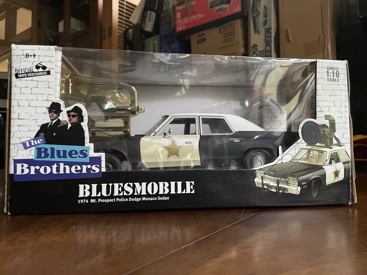 Joy Ride Bluesmobile The Blues Brothers 1:18 Scale 1974 Dodge