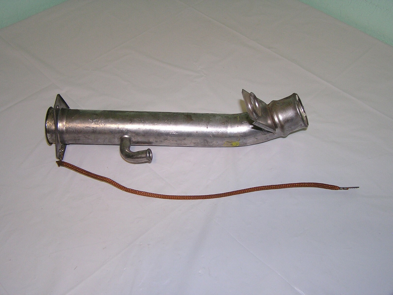 Fuel Gas Tank Filler Neck Tube Pipe At Pedro Vice Blog