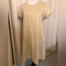 Uniqlo Beige T-shirt dress with Pockets