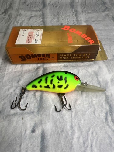 Vintage Bomber Bait Co Model A 6 Foot Rattle Crankbait Fire Tiger NEW - Picture 2 of 6