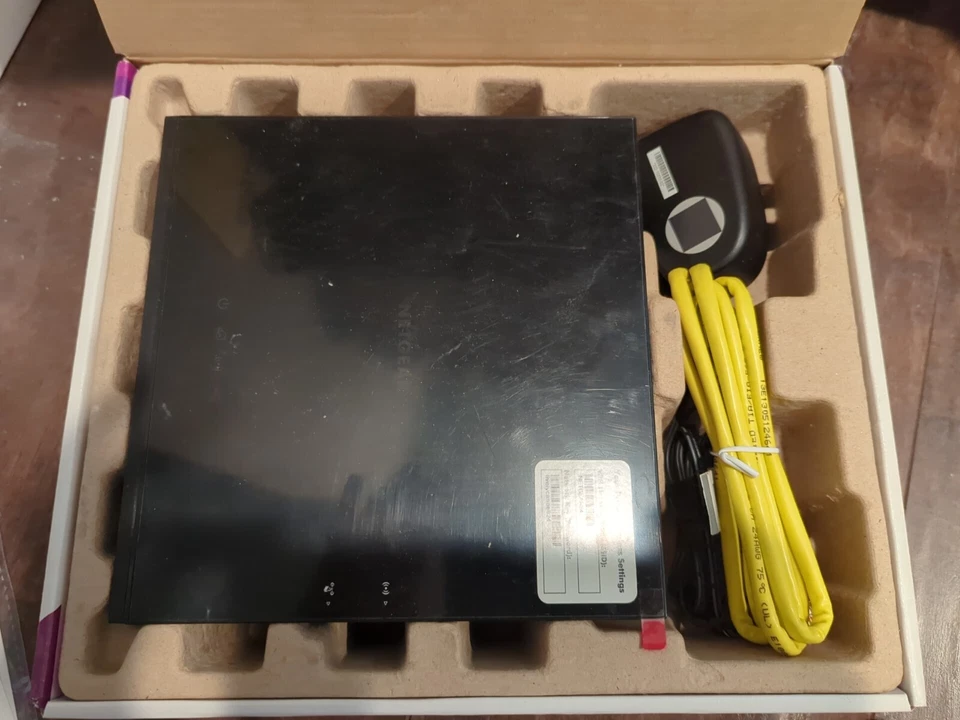 Netgear AC1450 Wifi Router 802.11ac Dual Band Gigabyte Bundle W/ Power Adapter  - Image 3 of 4