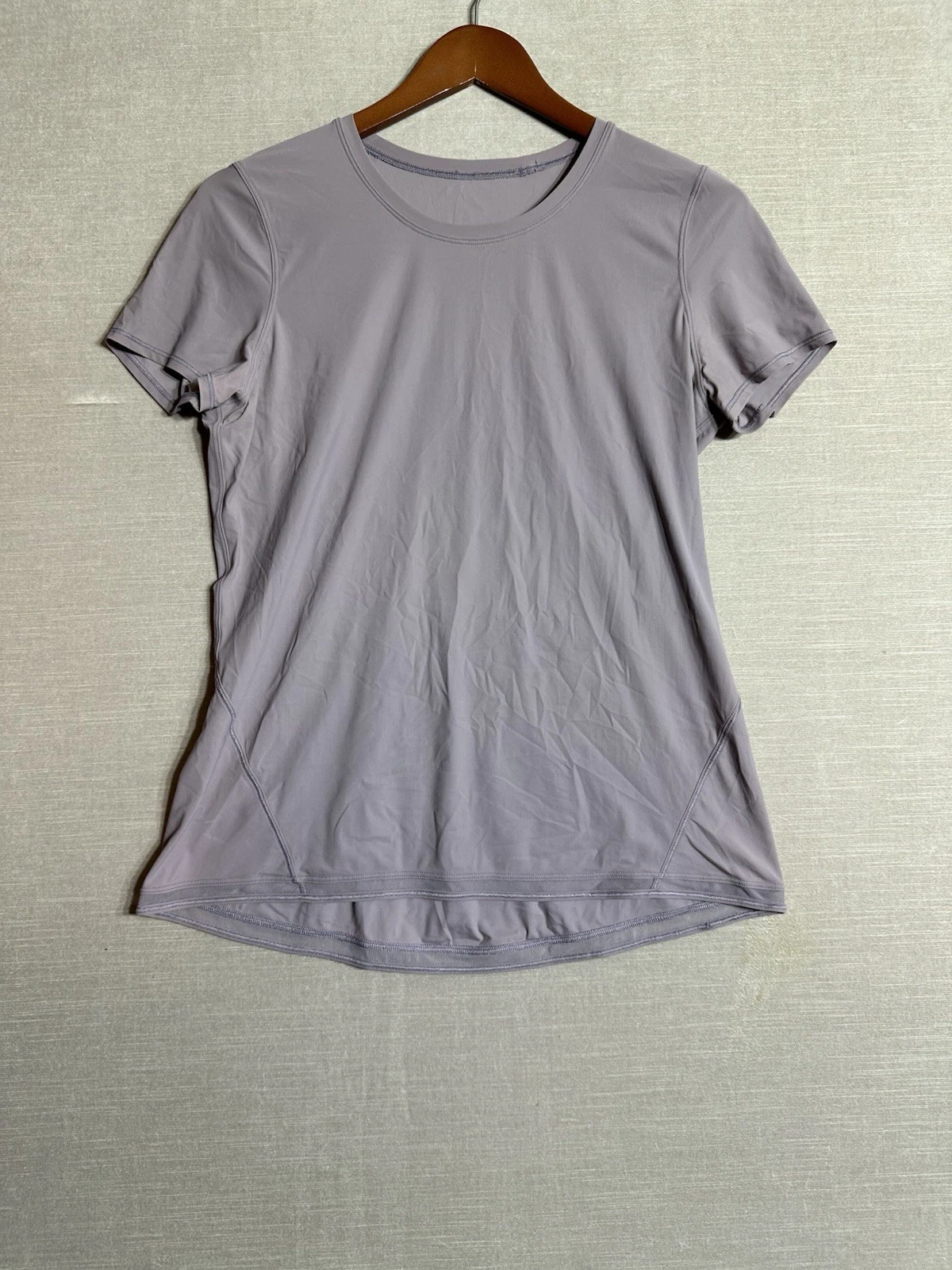 Lululemon Shirt Women Size 6 Purple Into the Sun Short Sleeve UV Protection