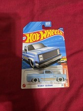 hot wheels 83 chevy silverado Blue