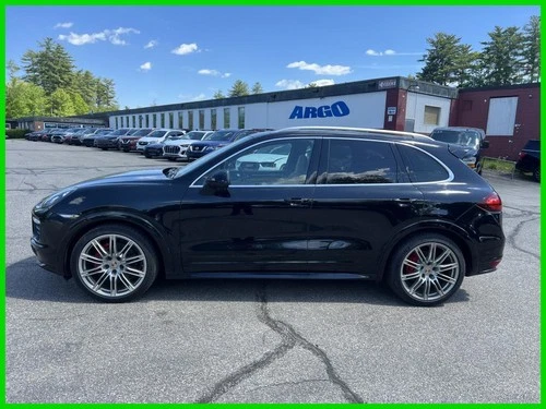 2014 Porsche Cayenne GTS Image 1 of 2