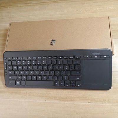 Microsoft Wireless Multimedia Keyboard All in One Media Multi Touch Pad 1632 USA