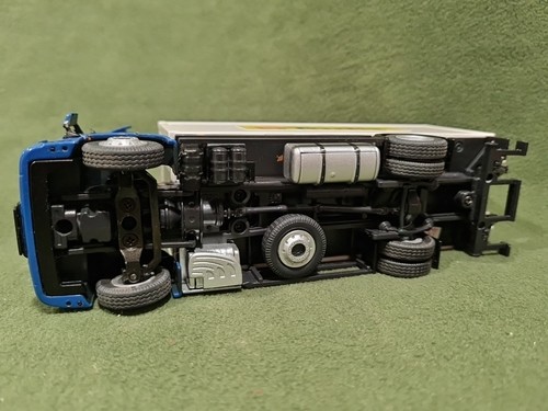 NZG CAMION MERCEDES 1836SCALA CON CASSONE FRIGORIFERO SCALA 1:50 - Picture 9 of 9