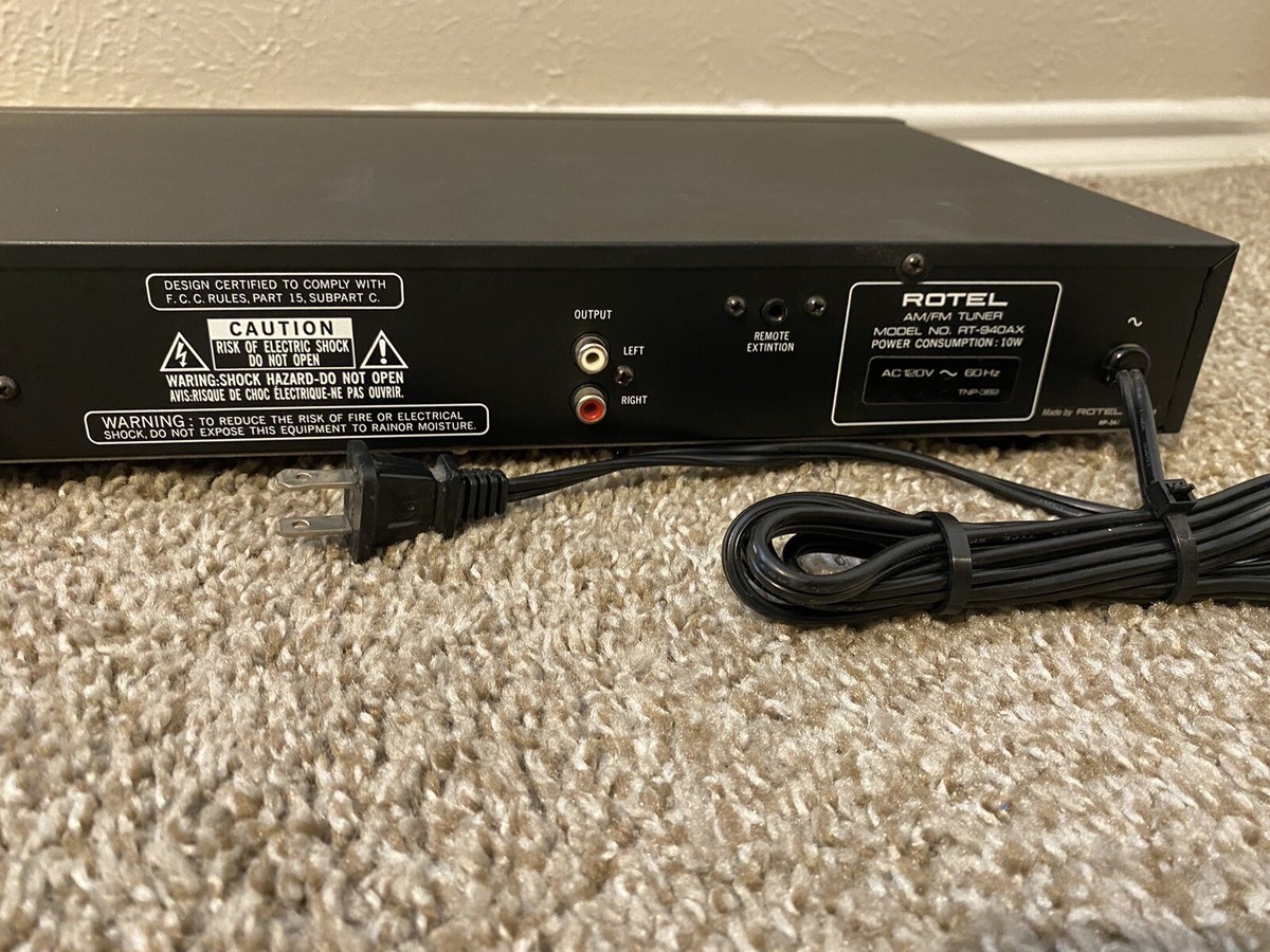 ヴィンテージ‼️受信確認済‼️Rotel RT-726 FM・AMチューナー Rotel RT-726 AM/FM Stereo Tuner (1978) Photo #2386687 - US Audio Mart