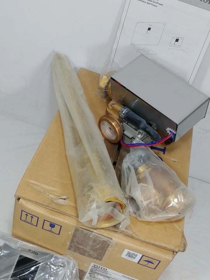 Válvula de descarga de urinario de ultra alta eficiencia Toto TEU3UAR#SS EcoPower solo nueva de stock Foto 4 de 4