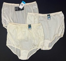 Vanity Fair Perfectly Yours Lace Nouveau Brief 13801 9/2XL 3pr Candleglow NWT