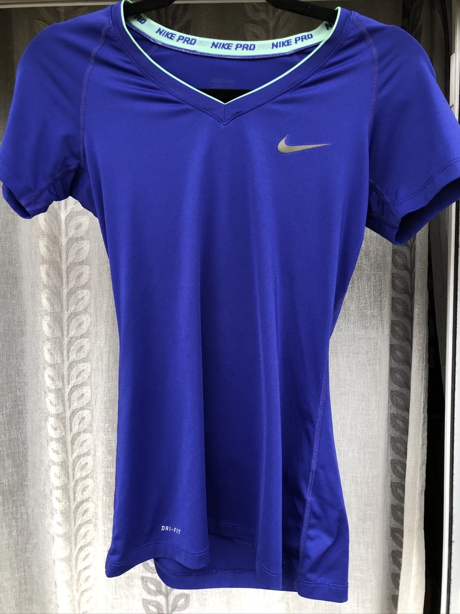 Nike pro hypercool women's top sale