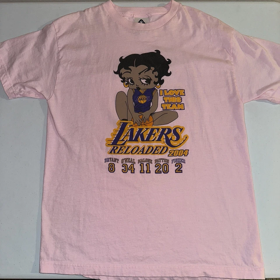 Camiseta Vintage Rosa Betty Boop 2004 LA Lakers Recargada Talla Grande Kobe Shaq Foto 3 de 4