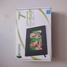 GiiNii GT701P1 7" Digital Picture Frame