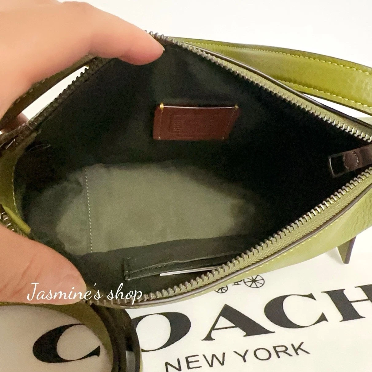 Borsa Coach CY707 Kailey tracolla tracolla nuova con etichette raffinata pelle ciottoli oliva brillante