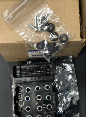 Box 68259556AD for OEM：Mopar ABS Control Module FOR 2015-2018 Jeep Wrangler-