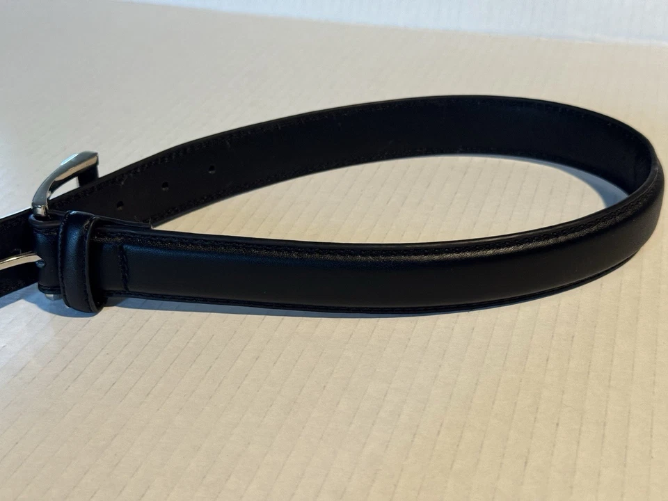 Boy's Black Leather Belt w/ Silver Buckle Size Small New Without Tags - Image 4 of 4