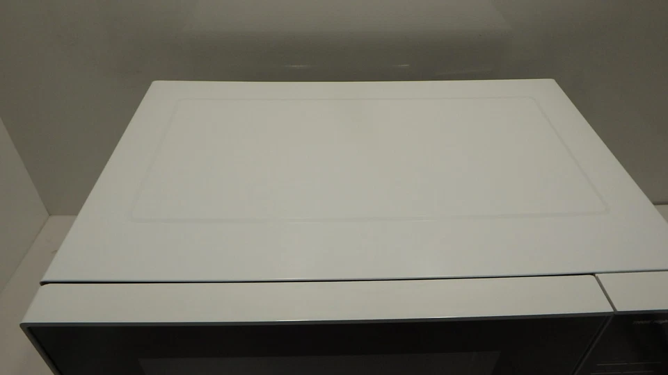 Panasonic NN-ST64JWQPQ 32L 1100W Inverter Microwave Oven - White (Faulty) - image 3 of 4