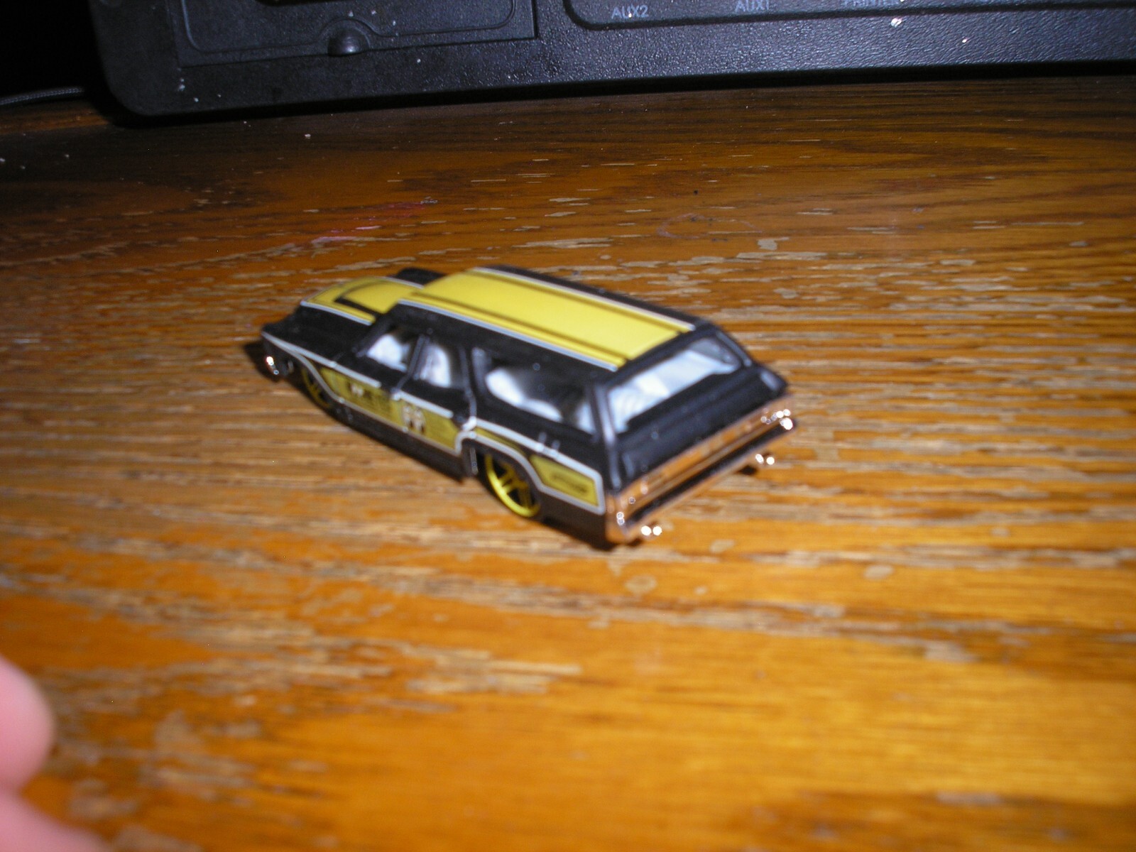 Picture 2 of 4