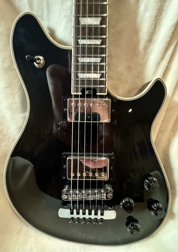 EVH WOLFGANG USA CUSTOM - Picture 5 of 10