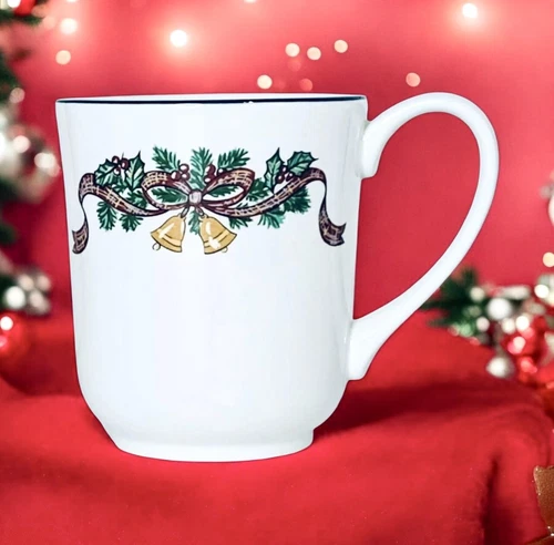 Vintage Johnson Brothers England VICTORIAN CHRISTMAS Ironstone Coffee Mug NEW