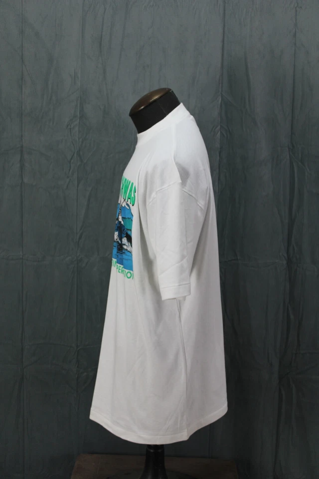 Vintage Graphic T-shirt - MV Wachwas Boat Graphic - Men's Large - Image 4 of 4