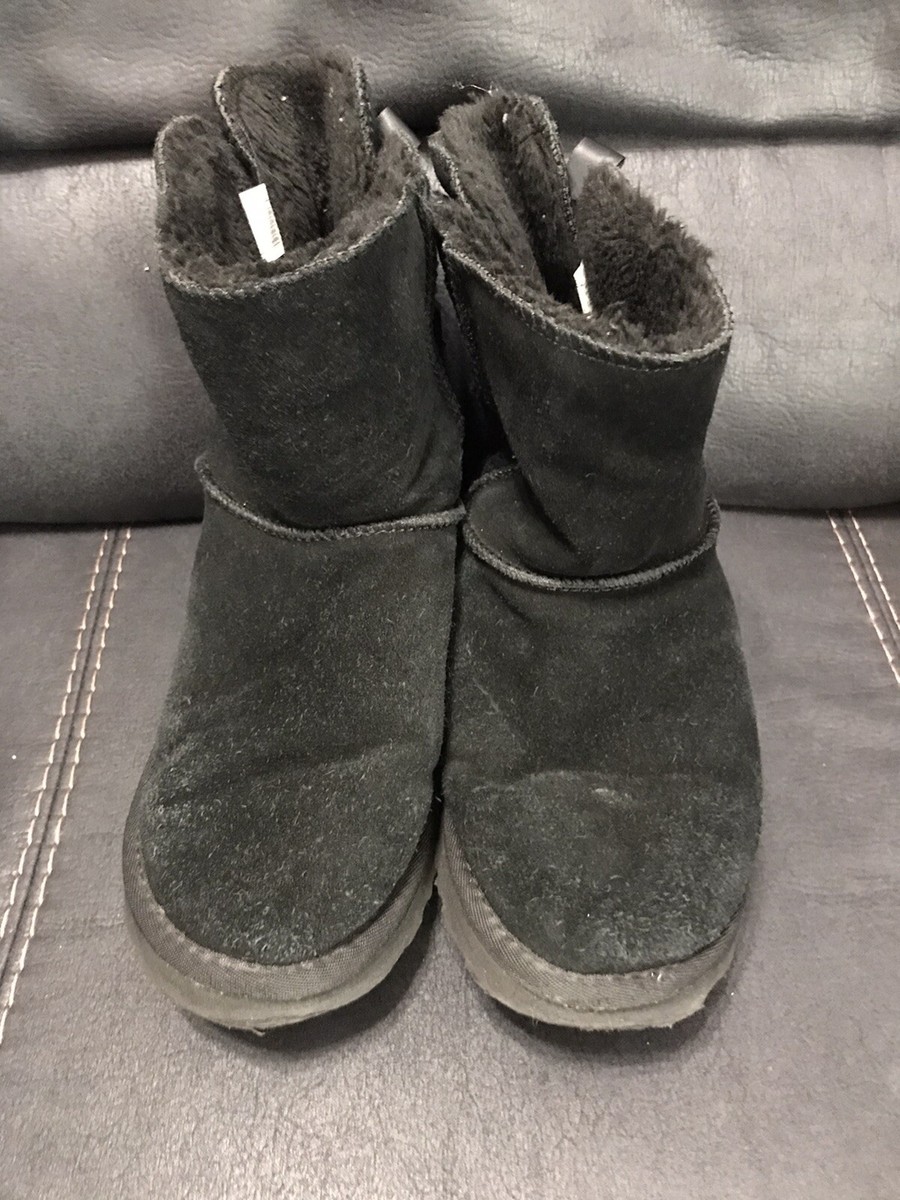 UGG Australia boots F19010D Color black Used Size 7 | eBay