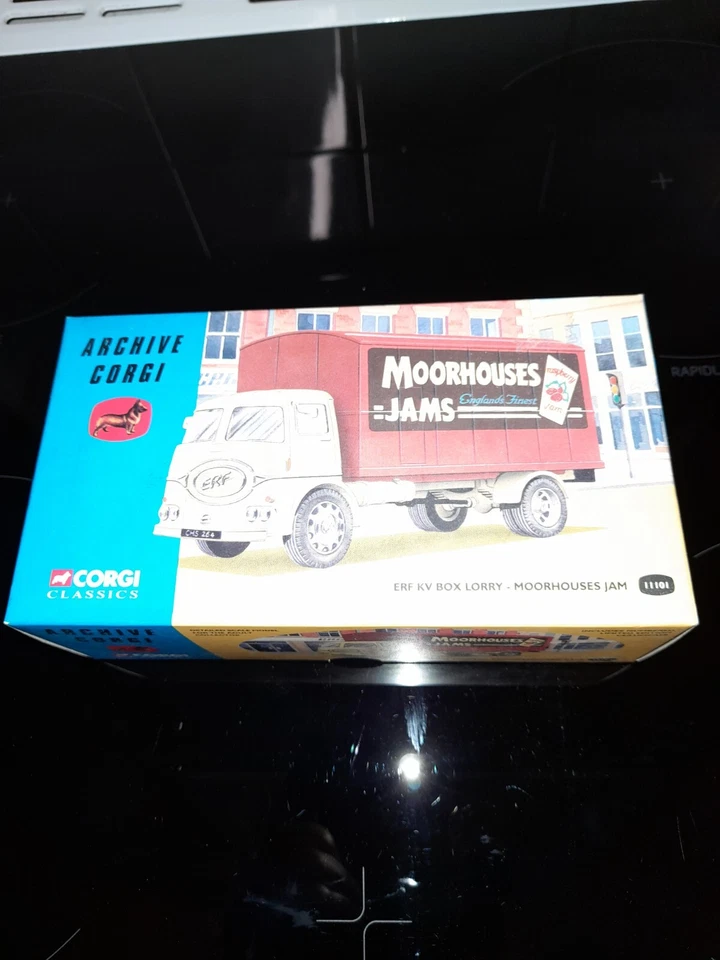 corgi trucks 1 50 limited edition erf - Image 3 of 3