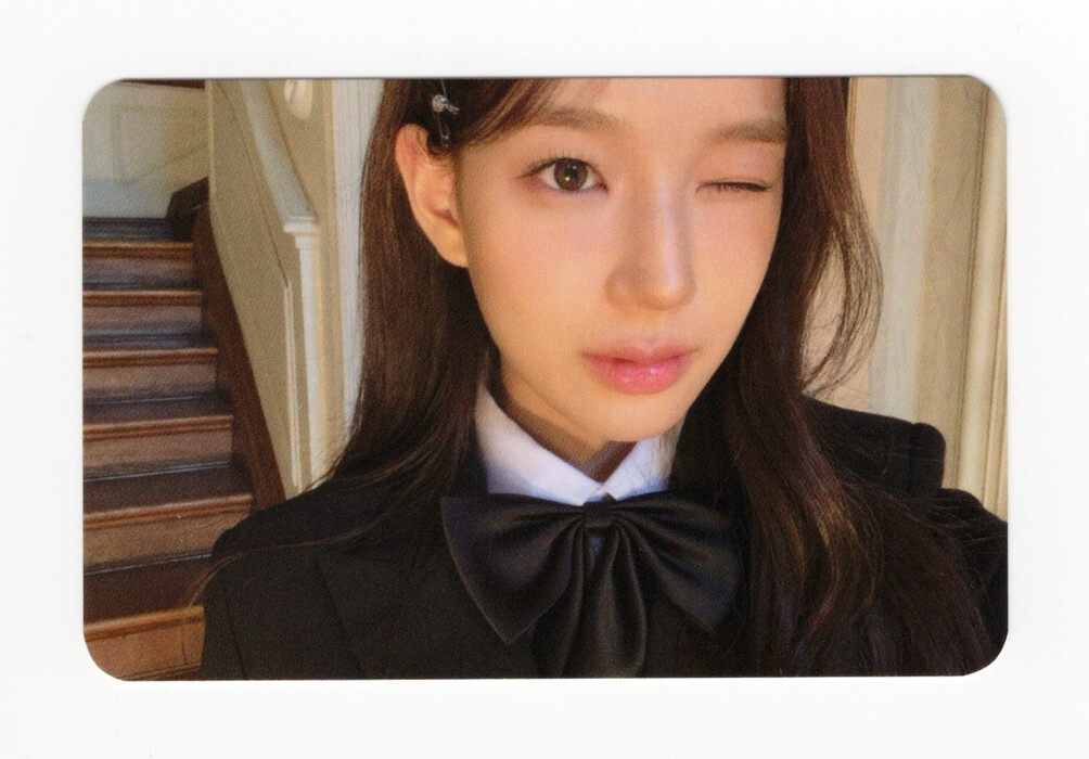 IZNA 2025 Photobook Dear. naya, From. izna [SOUNDWAVE] POB