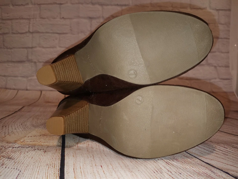 Women's OLD NAVY Tall Brown Faux Suede Zip Boots Sz 7 $44.94 - Image 4 of 4