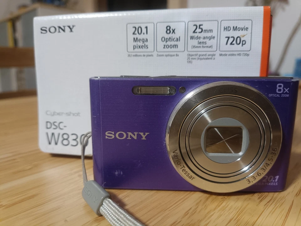 Sony DSC-W830 Cyber-shot Digitalkamera, Violet Lila 20.1 Megapixel inkl. OVP