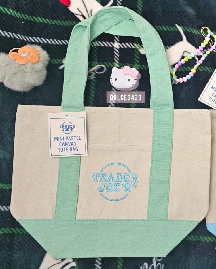 Trader Joe's Mini Tote Bags Are Rumored To Return Tomorrow - In 4