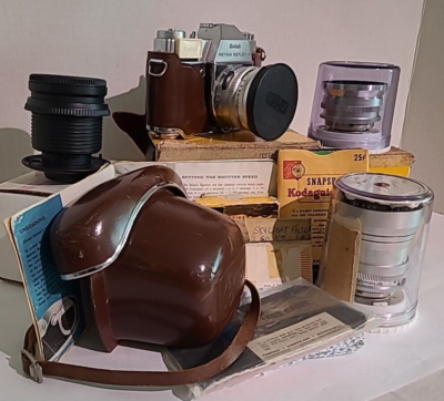 Kodak Retina Reflex S Camera Bundle with Leather Case and lenses