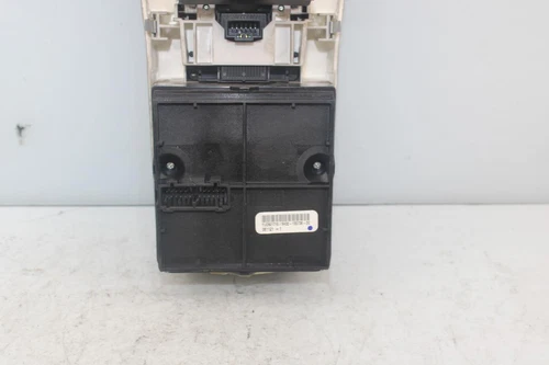 YUD501710 Mando Multifuncion para LAND ROVER RANGE ROVER SPORT V6 TD S 1581454 - Imagen 8 de 10