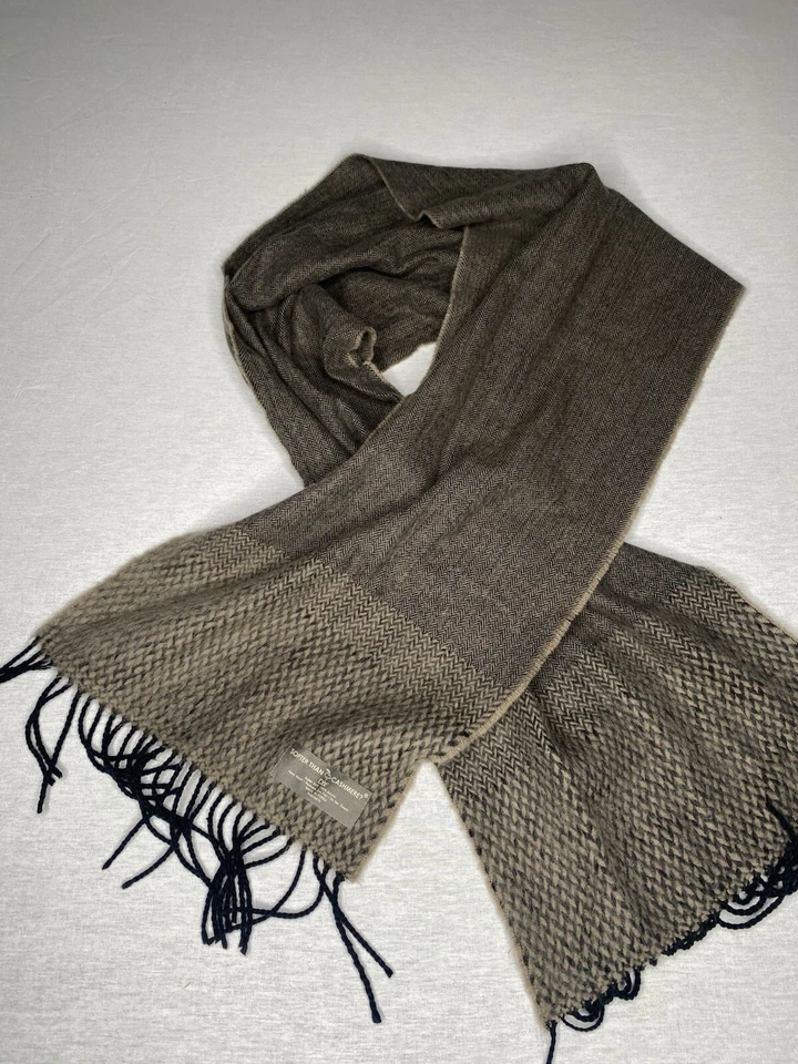 D&Y Unisex Classic Softer Than Cashmere® Plain Solid Fringe End Scarf Foto 3 de 4