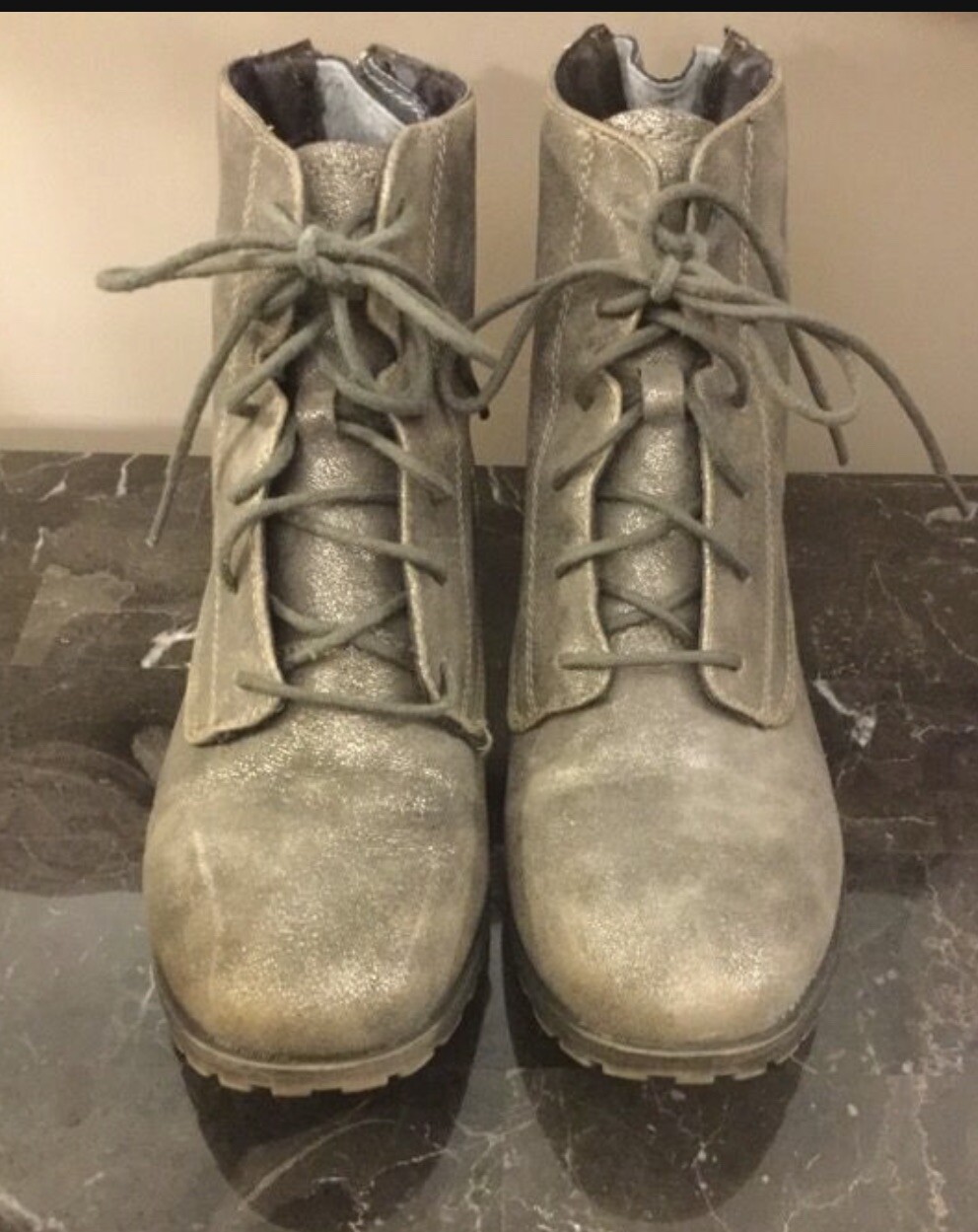 SAOLA Stivali Mossimo donna 8 5 platino oro stringati zip posteriore suola strappo