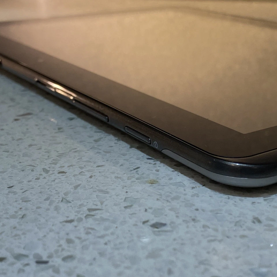 Samsung Galaxy Tab 2 10.1in GT-P5110 16GB Android Tablet WiFi  Grey AU #399 - Image 3 of 4