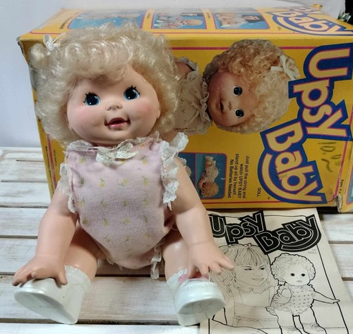 1985 UPSY BABY PUPPE VON KENNER / 12"