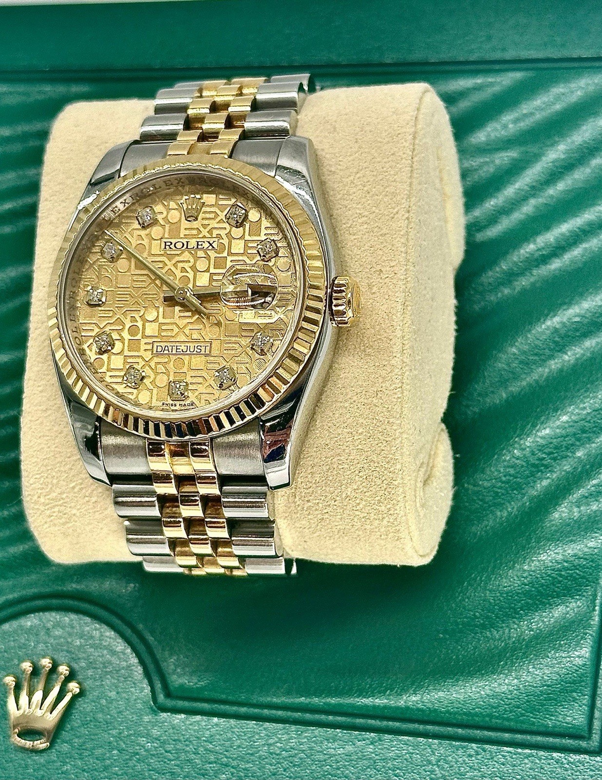 Rolex datejust Chjdi Champagne Fluted Bezel