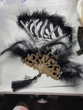 Aesthetic Hanging Pendants with a Stunning Snowflake Design for Home Styling