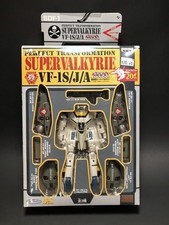 2002 Banpresto Macross Robotech Super Valkyrie VF-1S/J/A Perfect Transformation