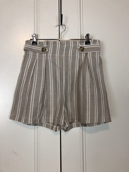 Valley Girl Ladies Size 10 Stripe High Waisted Shorts Excellent As New Condition