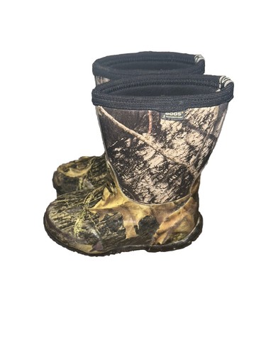 Bogs Classic Mid No Handle Camo Boots Boy’s Size US 11 EUR 27 Insulated - Picture 3 of 6